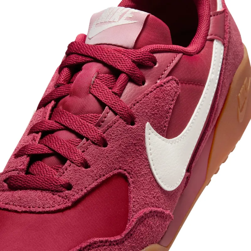 Nike Terra Manta Team Crimson / Gum Medium Brown / Sail (IM5362-600)