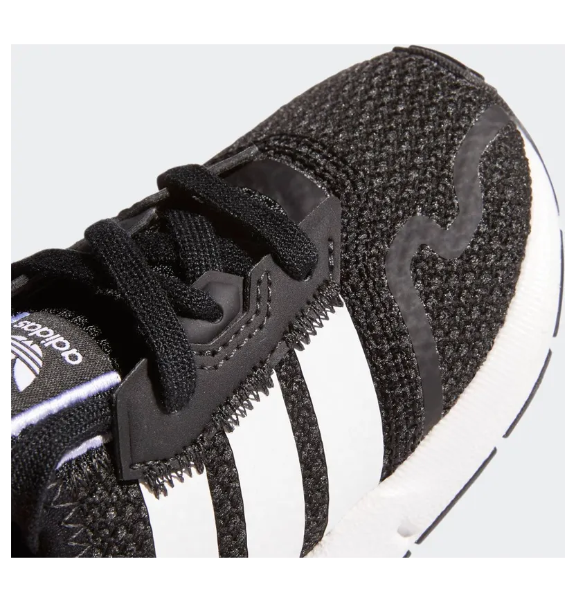 adidas-swift-run FY2184