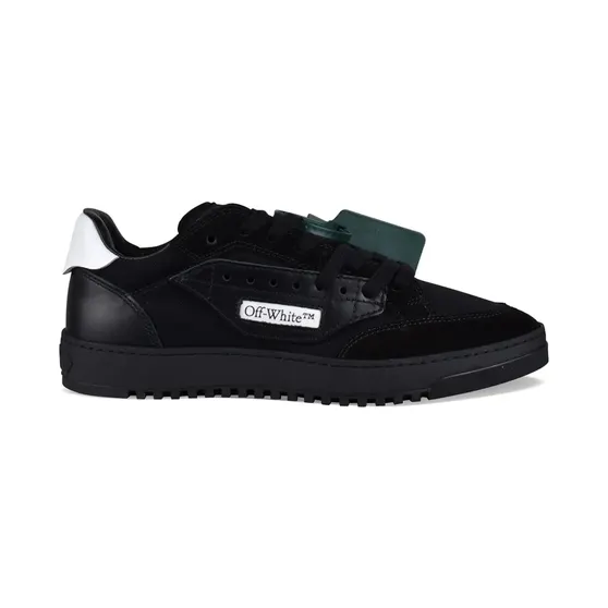 Off-White aus Wildleder “Black” (OMIA227S22FAB0011001)