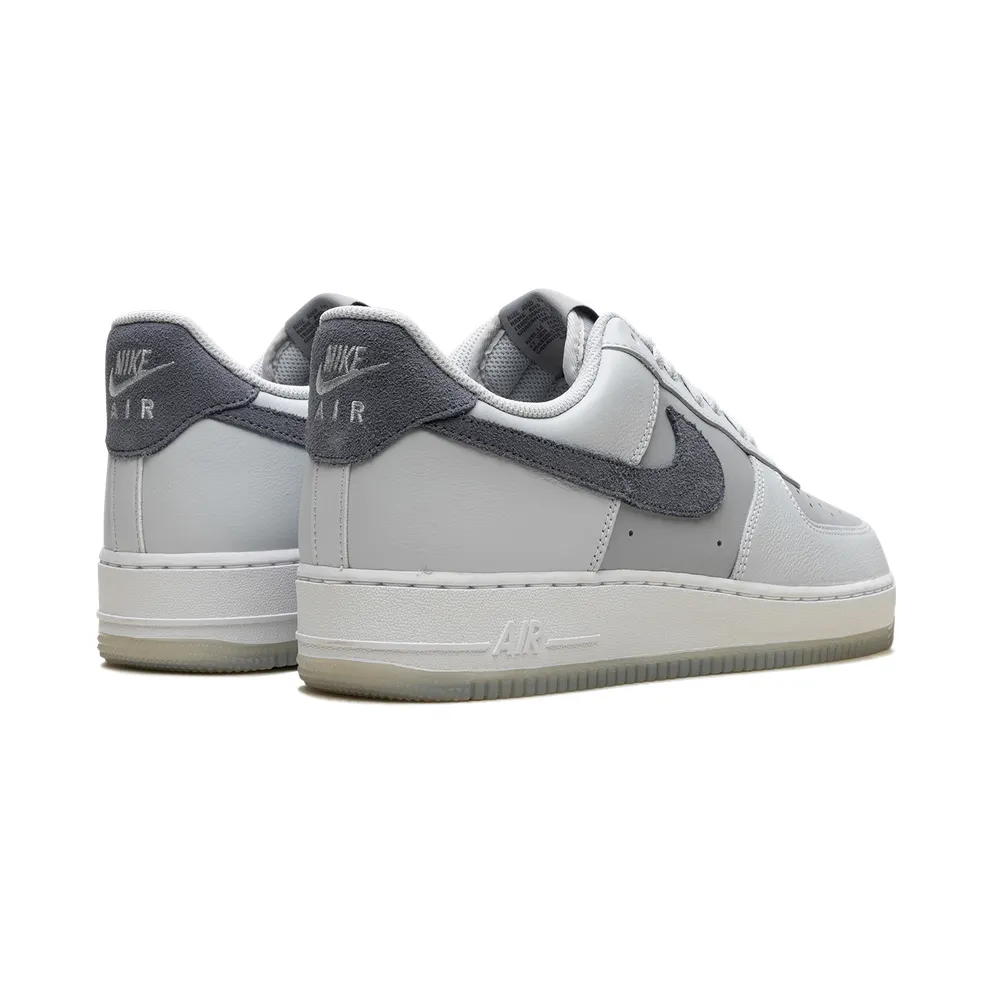 Nike Air Force 1 ’07 LV8 “Pure Platinum / Light Carbon” (FJ4170-001)