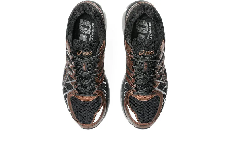 Asics GEL-KAYANO 20 “BLACK / REDDISH BROWN” (1203A388-002)