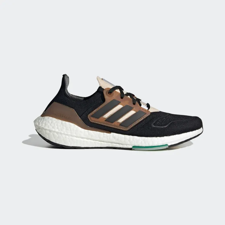 adidas Ultraboost 22 Made with Nature Core Black / Core Black / Wonder Taupe (HQ3536)