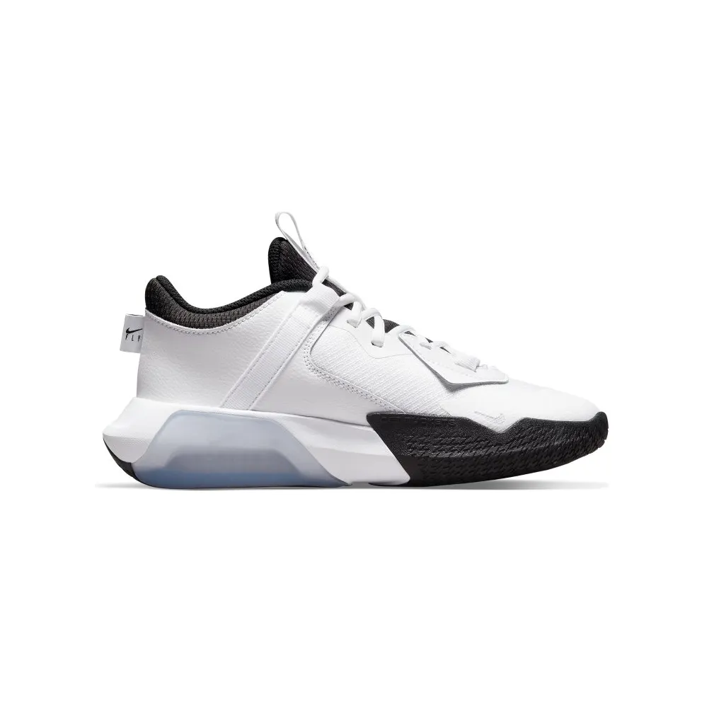 Nike Air Zoom Crossover Older Kids’ Basketball White (DC5216-100)