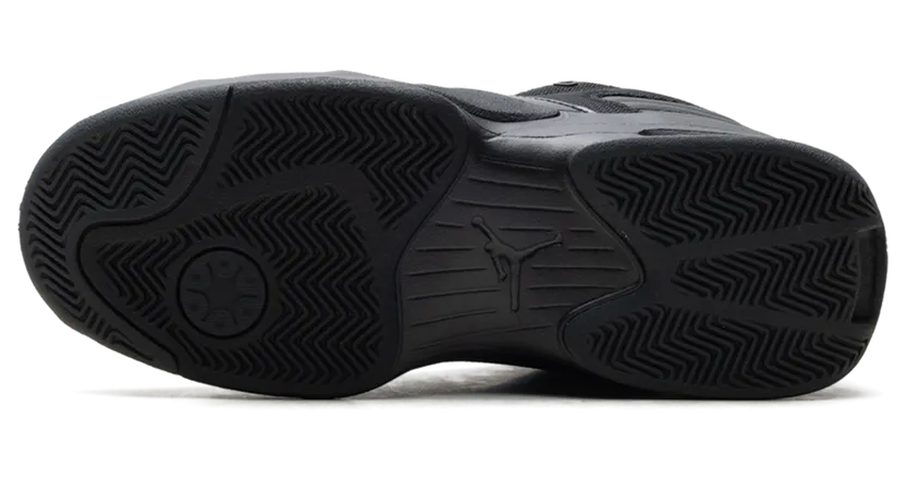 air-jordan-max-aura FQ8298-001