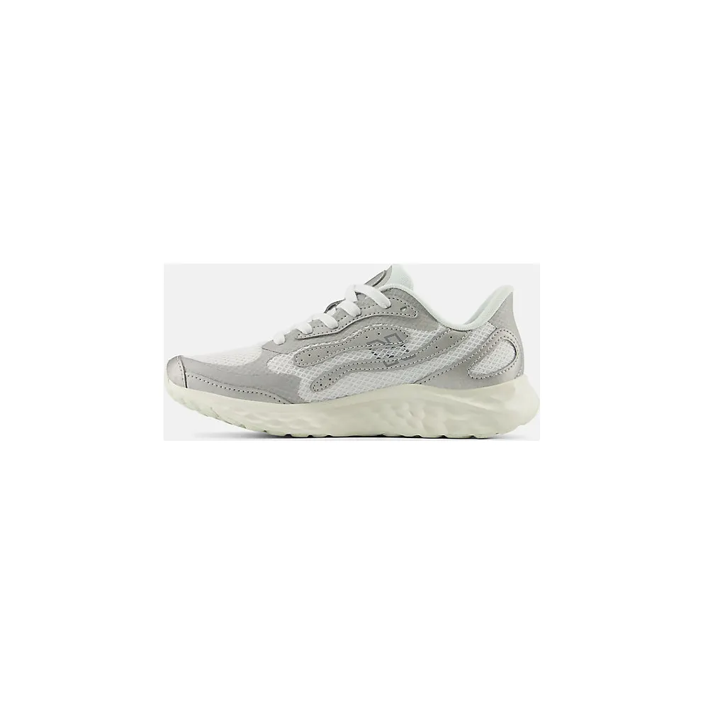 New Balance Fresh Foam Arishi v4 Silver Metallic Reflection White (WARISTS4)