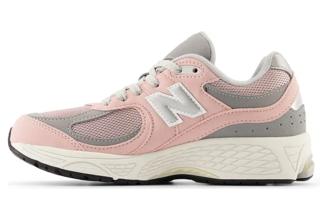 new-balance-2002r GC2002FC