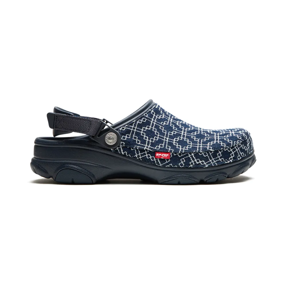 Crocs Classic All Terrain Clog “Levi’s – Shasiko Navy” (208917-410)
