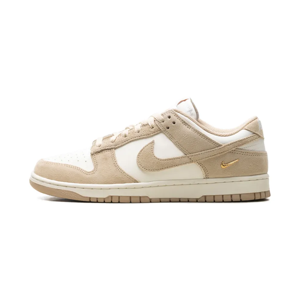 Nike Dunk Low “Sail White Metallic Gold” (IO4244-101)