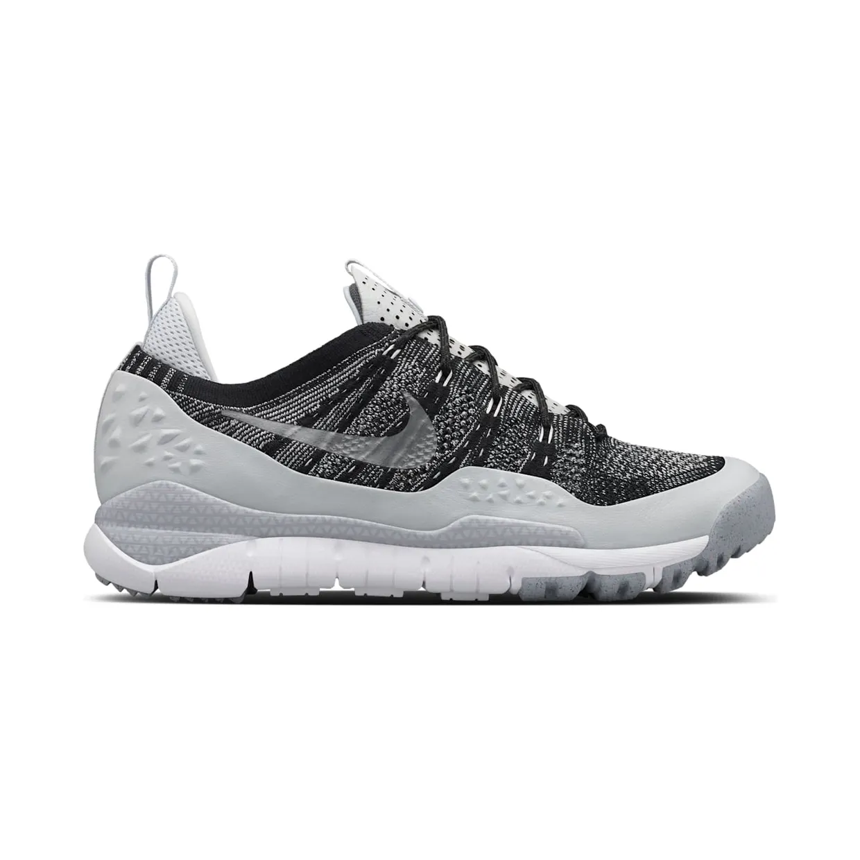 nike-flyknit 853954-002