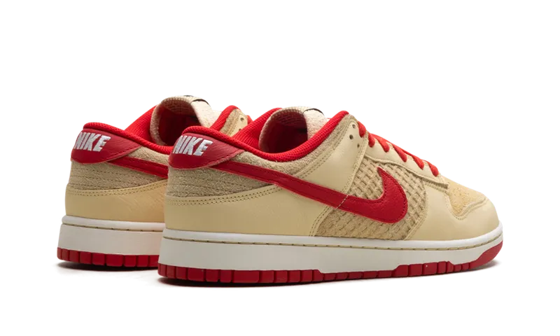 Nike Dunk Low “STRAWBERRY WAFFLE” (HJ9100-294)