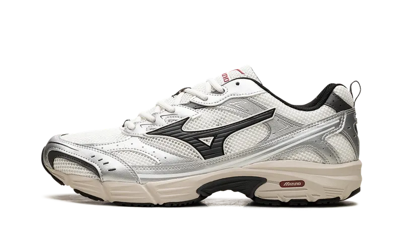 Mizuno MXR OG “Snow White Magnet Silver”: de sleeper van nu