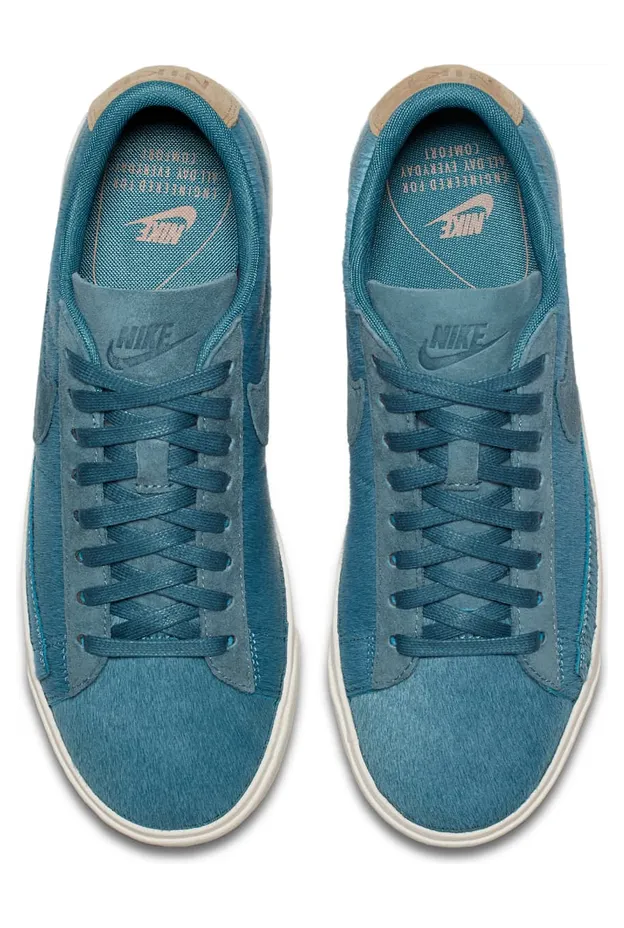 nike-blazer AA2017-001