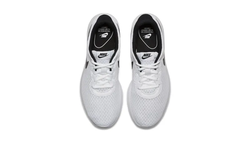 Nike Tanjun White Black (W) White/Black (812655-100)