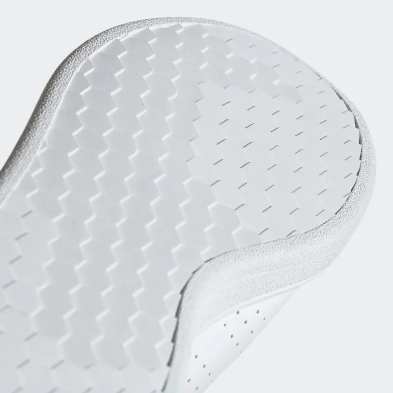 adidas-advantage EE7510