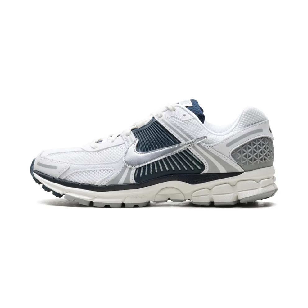 Nike Air Zoom Vomero 5 “White Armory Navy” (HV2412-100)