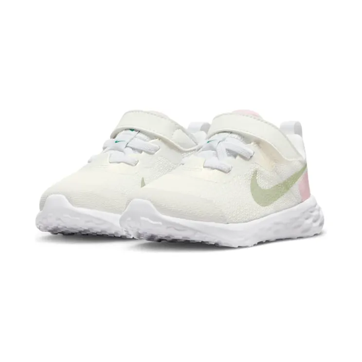 nike-revolution DR9979-115