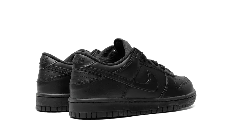 Nike Dunk Low GS “Triple Black” (FB9109-009)