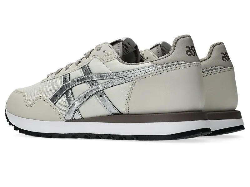 ASICS TIGER RUNNER II “Cream / Pure Silver” (1202A400-109)