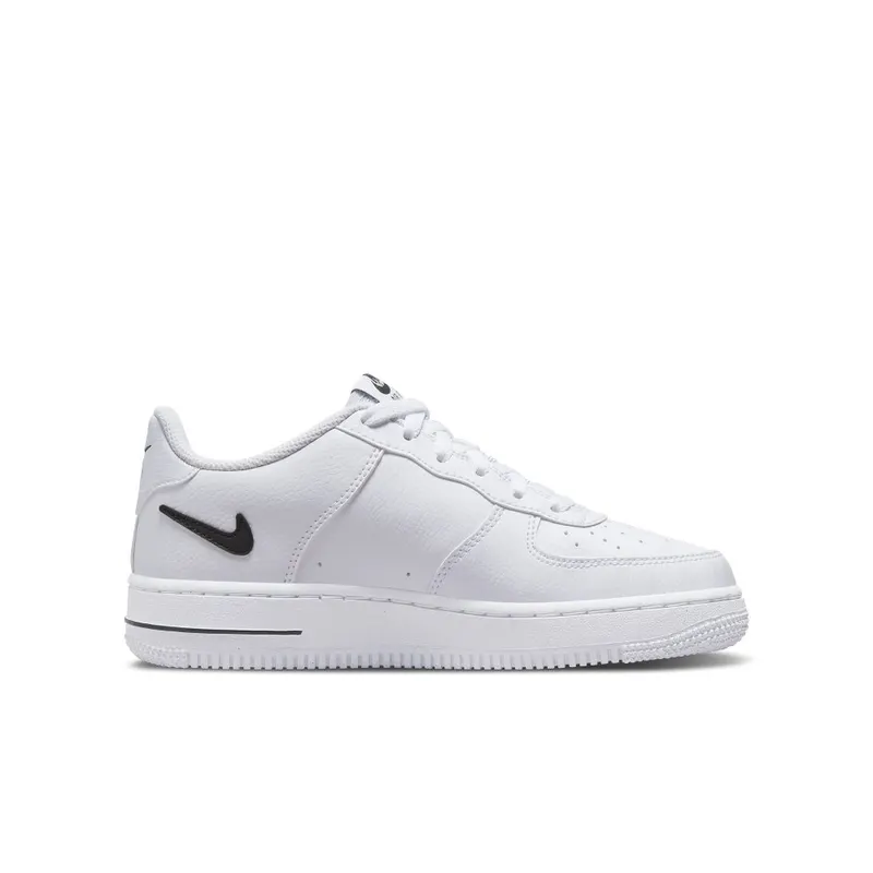Nike Air Force 1 Older Kids’ White (DR7889-100)