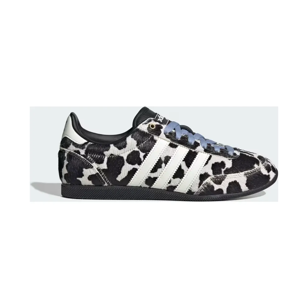 adidas Japan “Core Black / Cream White / Gold Metallic” (KK2674)