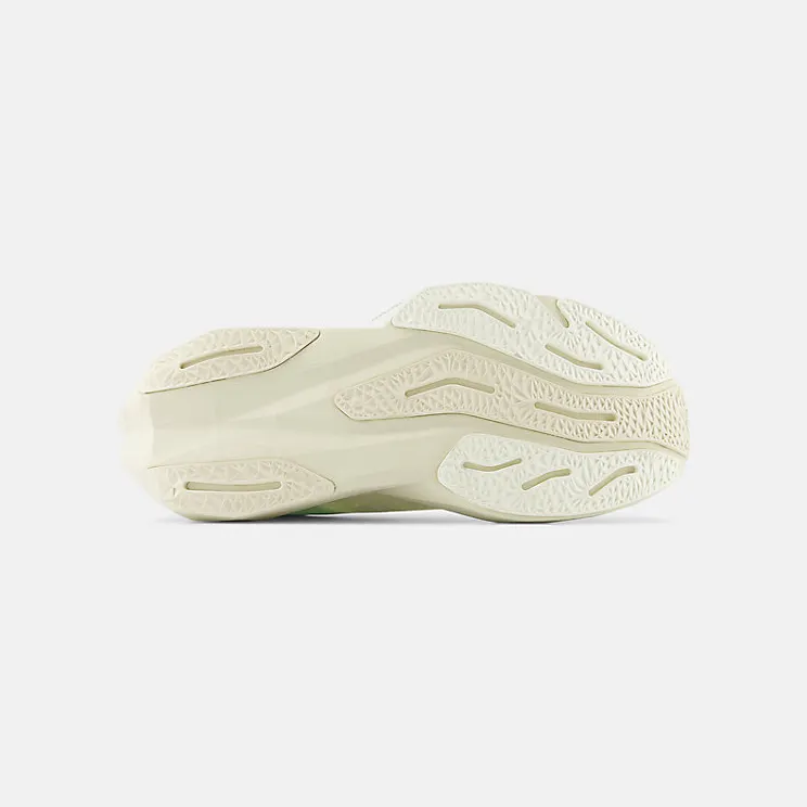 new-balance-fuelcell-rebel MFCXLJ4