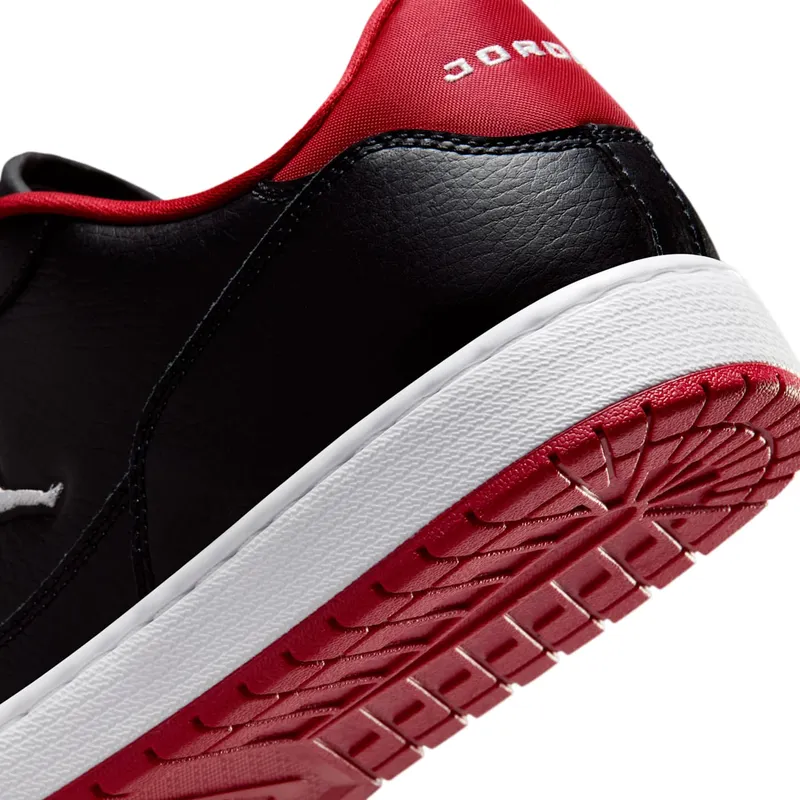 nike-free IQ5698-003