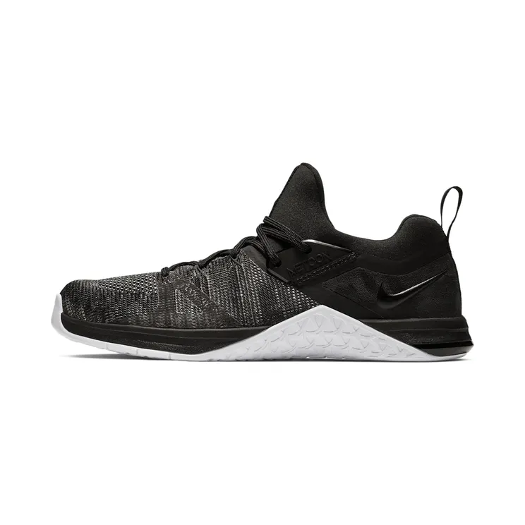Nike Metcon Flyknit 3 “Black / White / Matte Silver” (AQ8022-001)