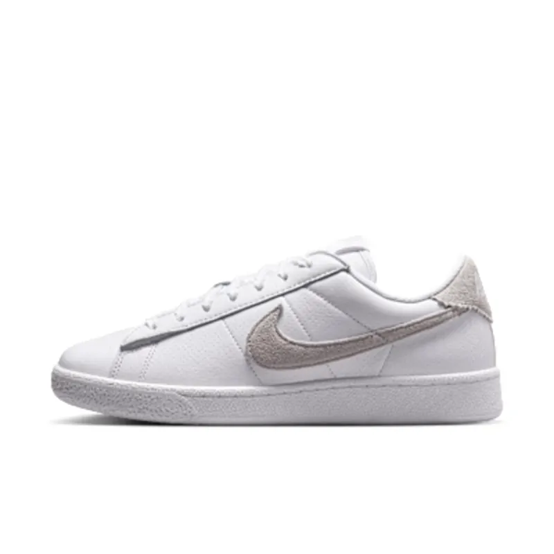 Nike Tennis Classic “White / Summit White” (IV6040-100)