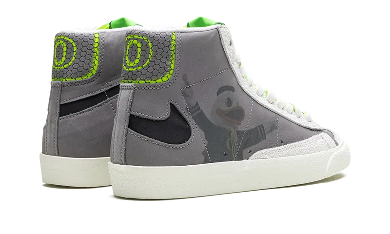 Nike Blazer Mid ’77 “University of Oregon Football” (FD0235-001)