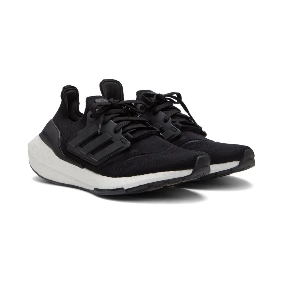 Adidas Ultraboost 22 Core Black / Core Black / Cloud White (GX3062)