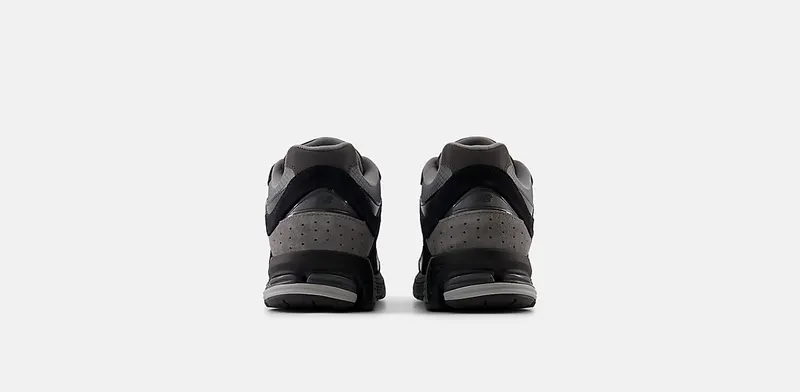 New Balance 2002R Ripstop Black (U2002RTG)