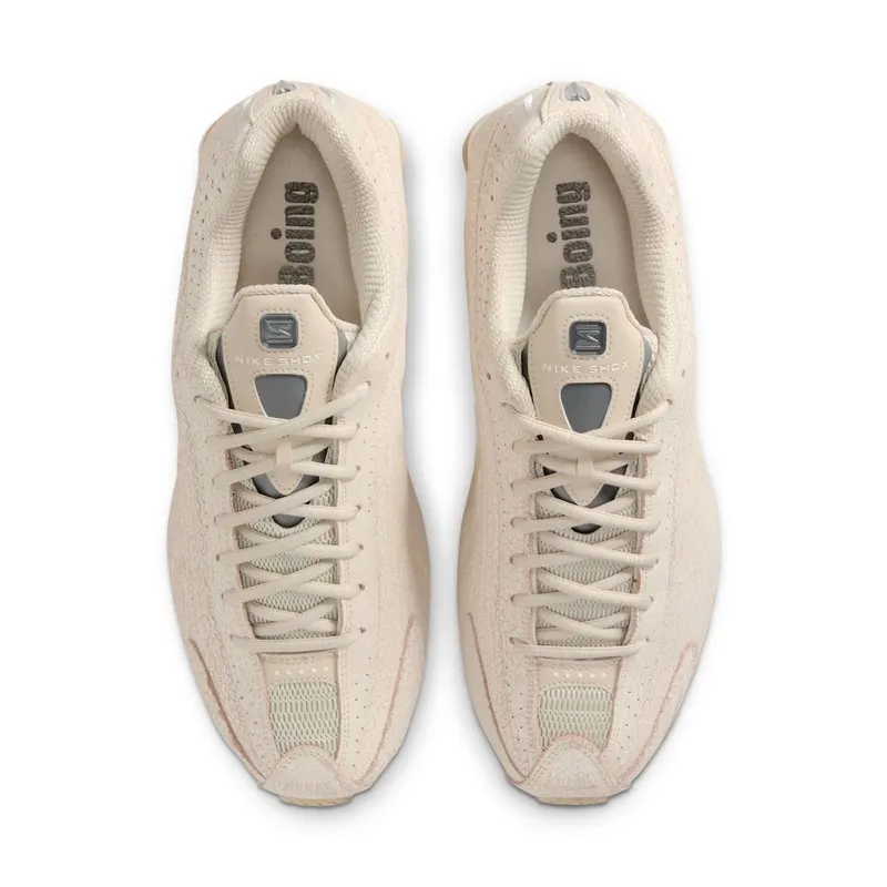 Nike Shox R4 “Natural Metallic Silver” (IO4544-100)
