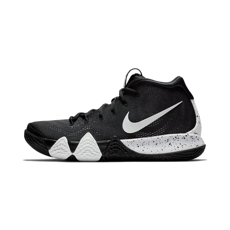 Nike Kyrie 4 Black White