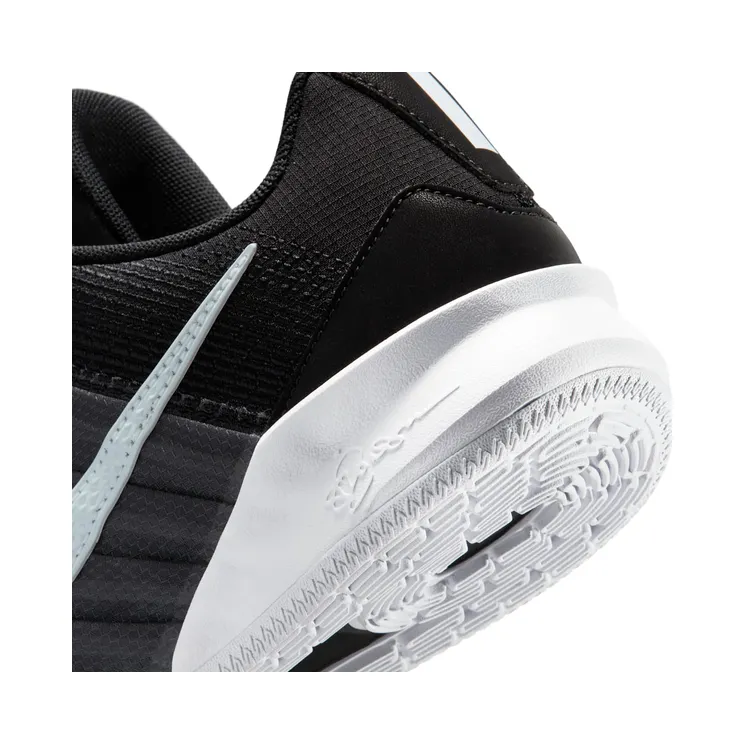 nike-sabrina-3 II5172-002