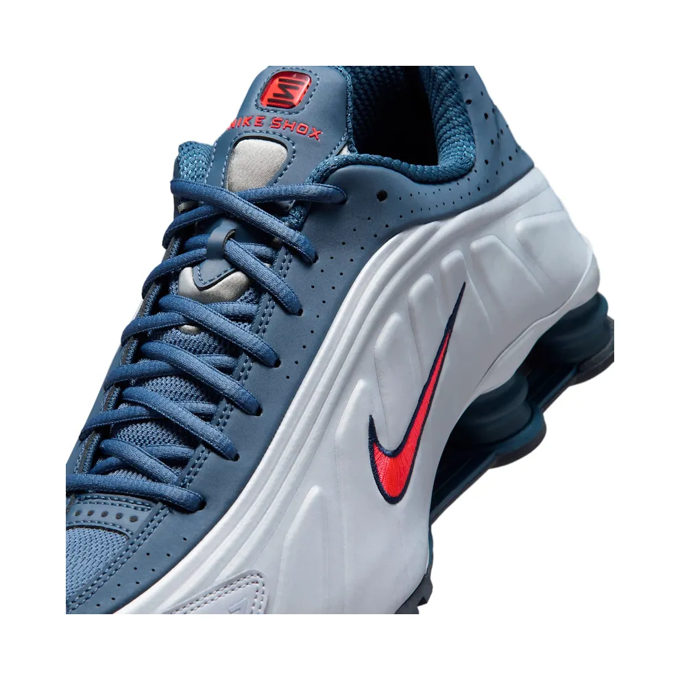 Nike Shox R4 “Football Greyq” (HQ1988-012)