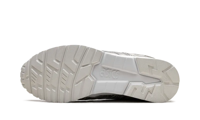 Asics Gel Lyte V “White/Black” (HL7S2-0190)