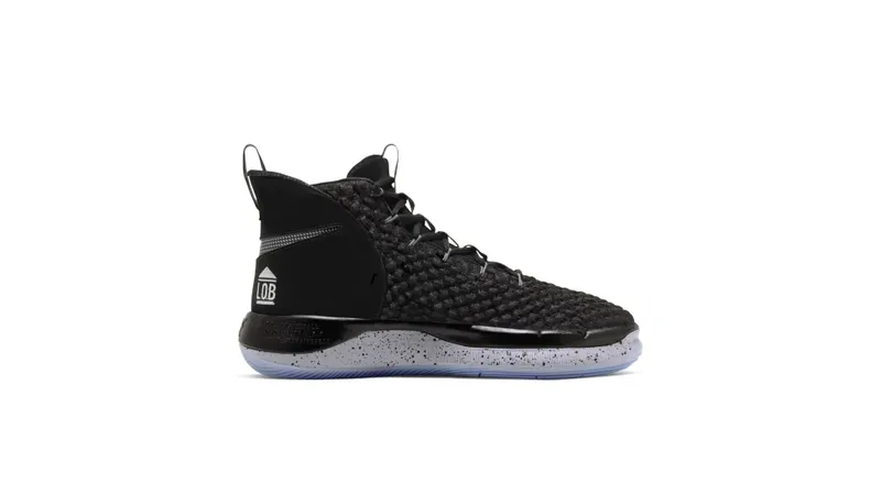 Nike Alphadunk Carbon Fiber Black/White (BQ5401-001)