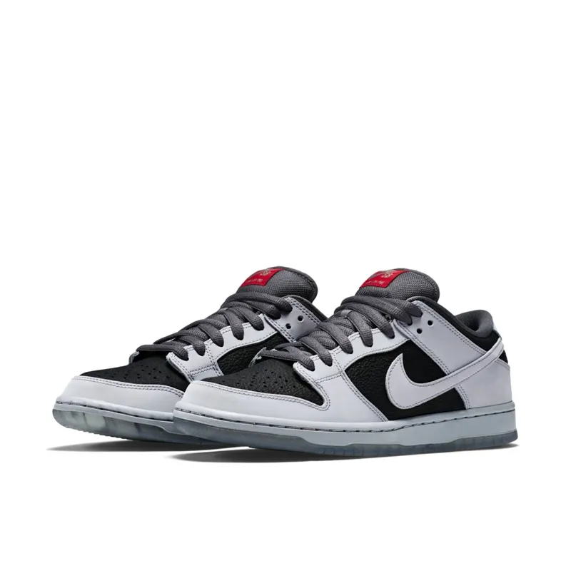 Nike Dunk SB Low Atlas 35MM Grey Wolf Grey/Wolf Grey-Black-Challenge Red (504750-020)