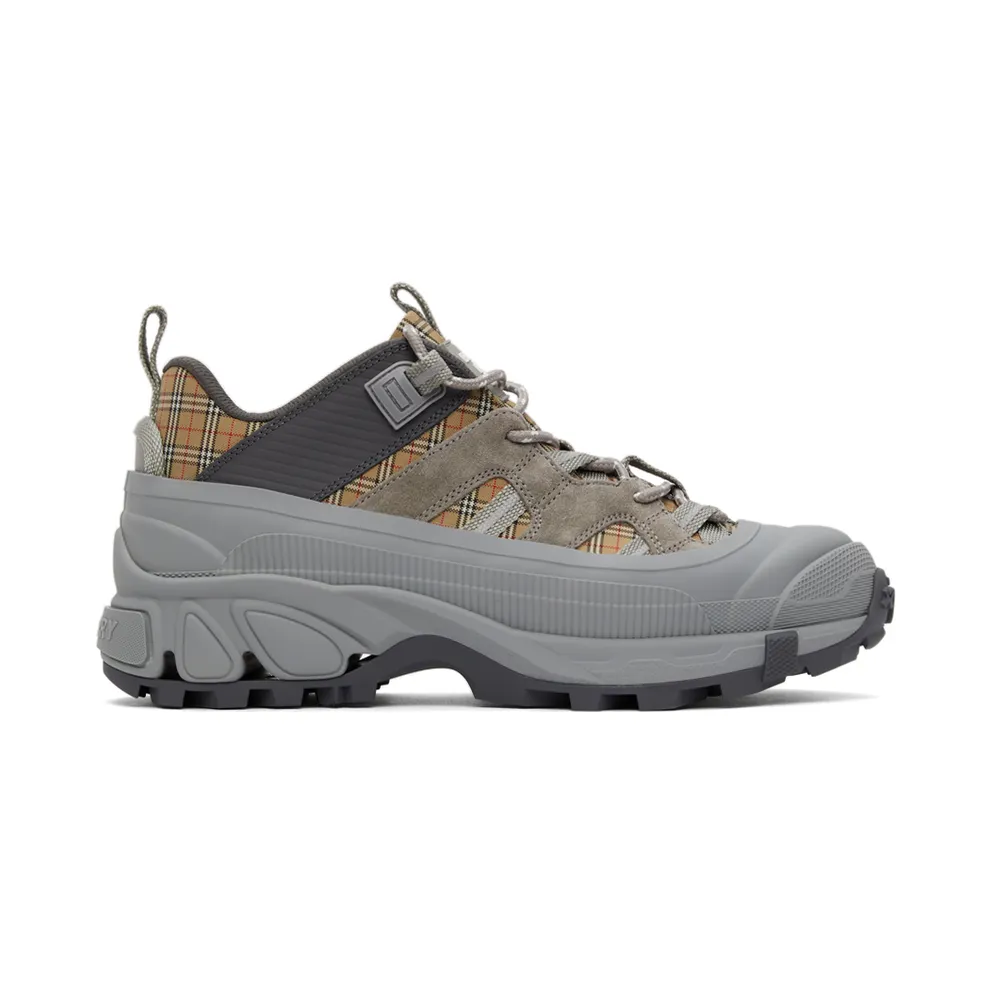Burberry Arthur Chunky Low-Top (8043864)