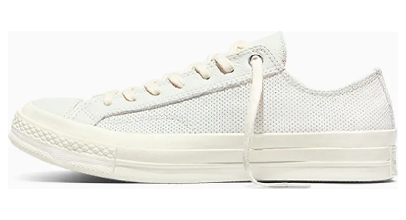 converse-chuck-taylor-all-star A18849C