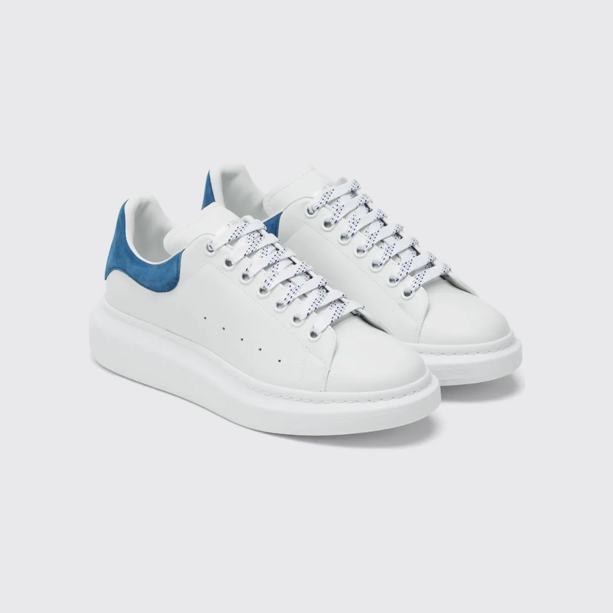 Mcqueen Oversized Sneakers in Leather White (553680UWIAIH9086)