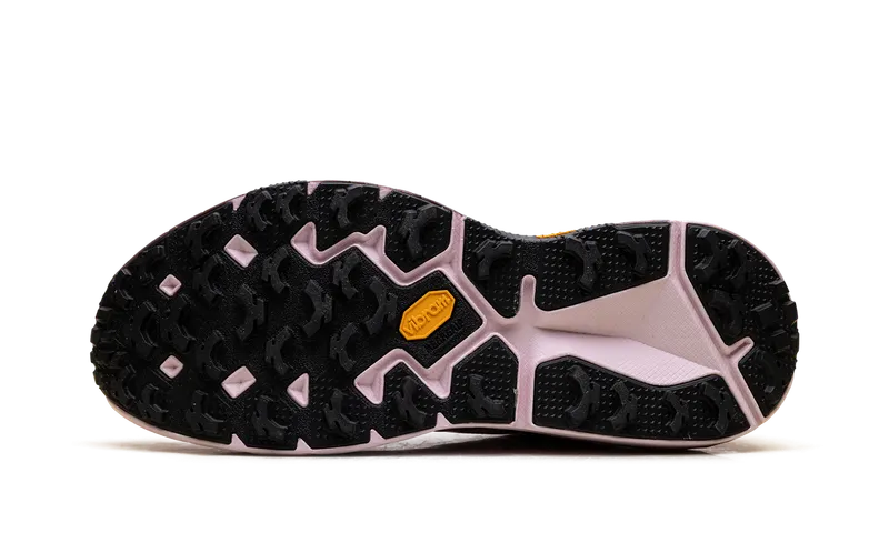 Hoka Speedgoat 2 “Carnation” (1162710-CSCM)