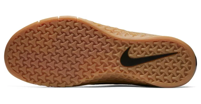 nike-metcon AR8819-001