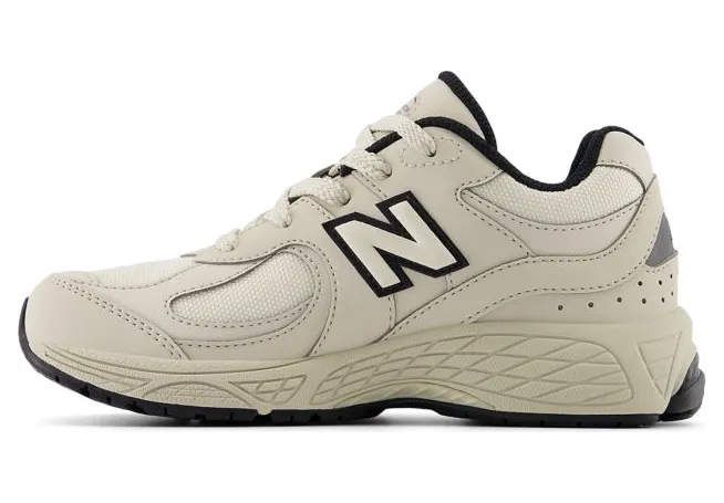 new-balance-2002r PC2002PM