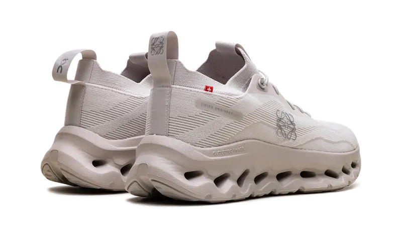 On Running Cloudtilt “LOEWE Sand” (3WD30310554)