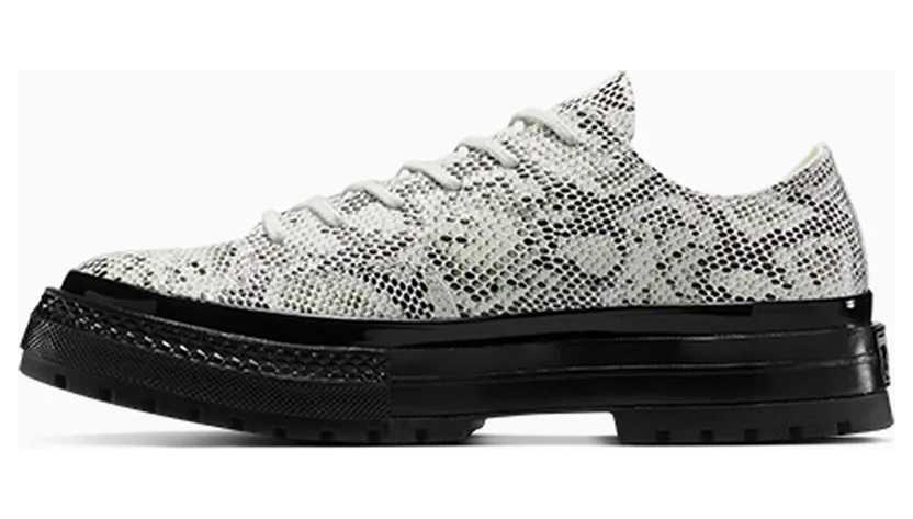 converse-chuck-taylor-all-star A15045C