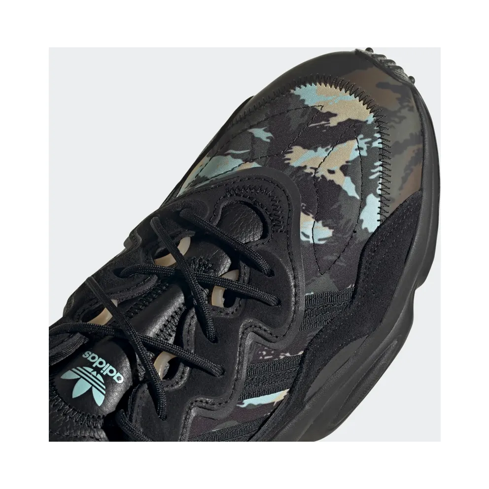 adidas OZWEEGO Core Black / Core Black / Hazy Beige (GV9710)