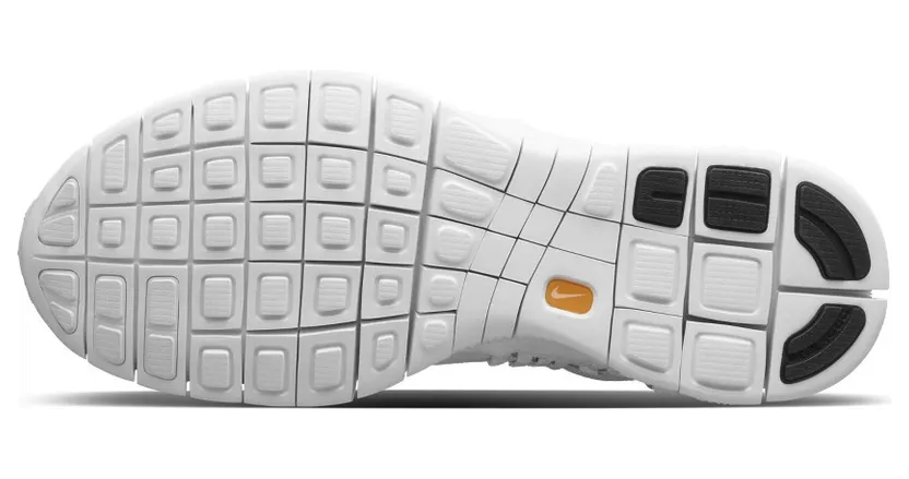nike-free 813040-111
