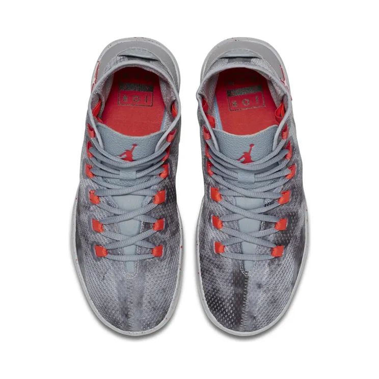 jordan-reveal 834229-015