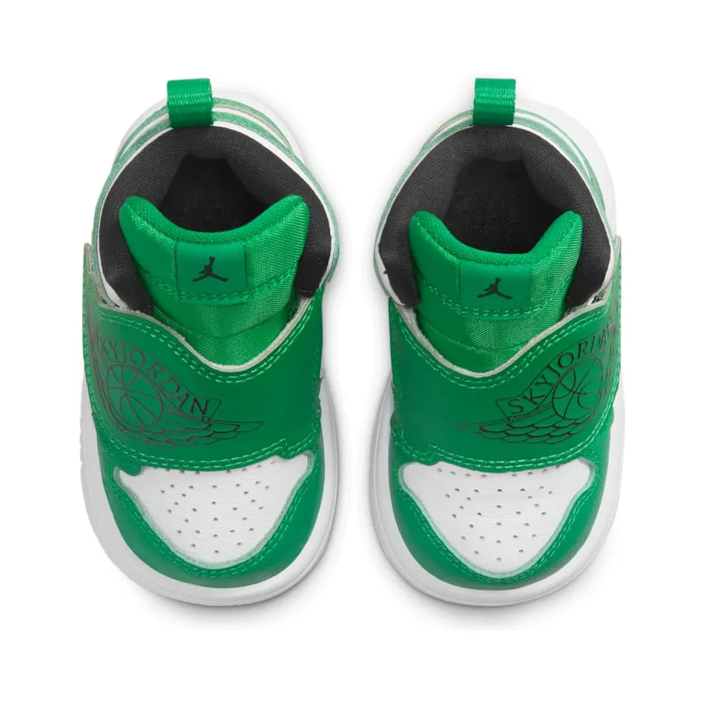 Sky Jordan 1 Lucky Green (BQ7196-301)